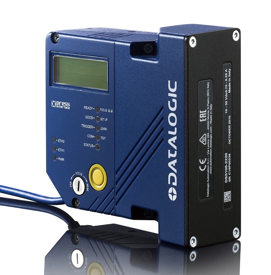 オシレーティングミラー内蔵タイプは、従来大型スキャナでしか対応が不可能なソースマーキングコードの読取もこなします。
